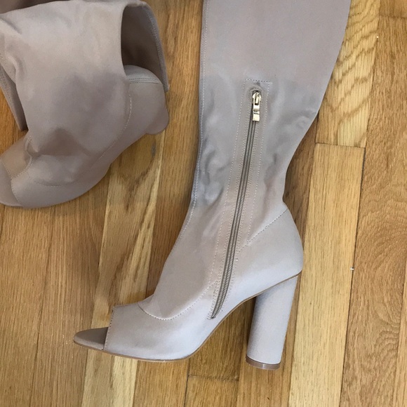 Lycra Heels - Picture 2 of 6